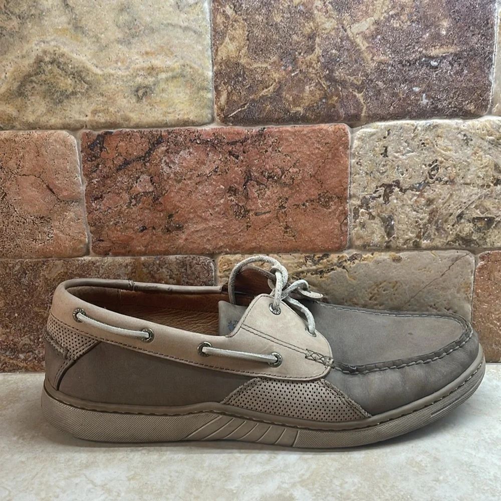 Tommy Bahama Shoes Size 13 M Classic Boat Lace Up Tan Two Tone Leather Loafers